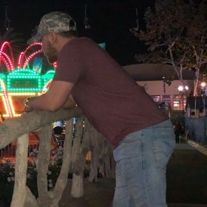 Meet your Posher, Cole